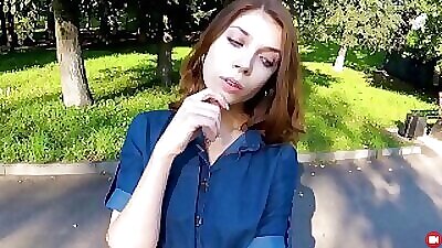 Согласилась на трах за деньги с незнакомцем